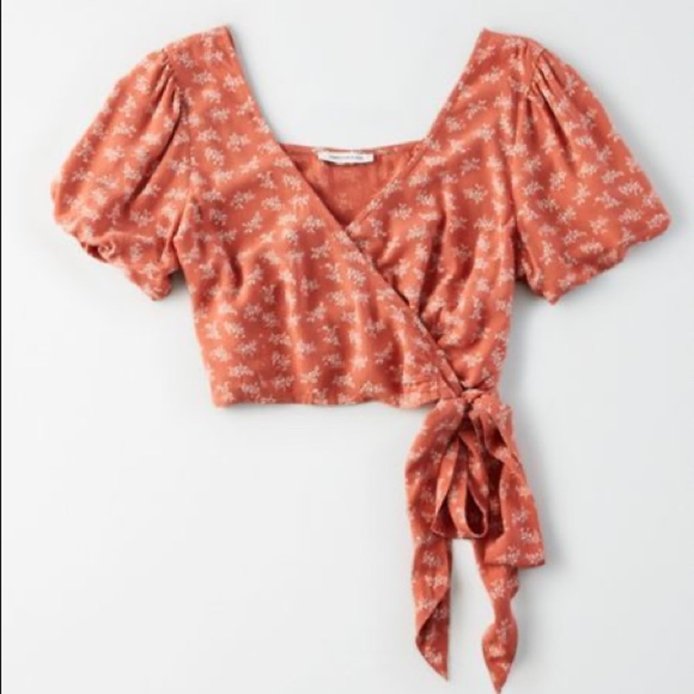 AE puff sleeve wrap top